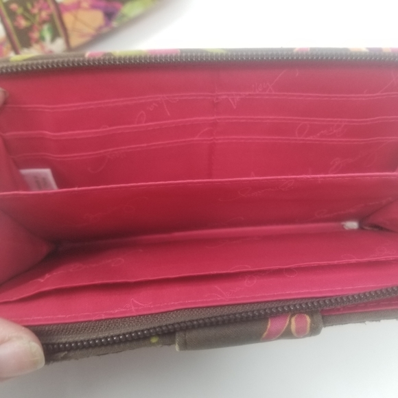 Vera Bradley English Rose Quilted Cassidy Shoulder Bag Turn Lock Wallet Set of 2 - Picture 12 of 15